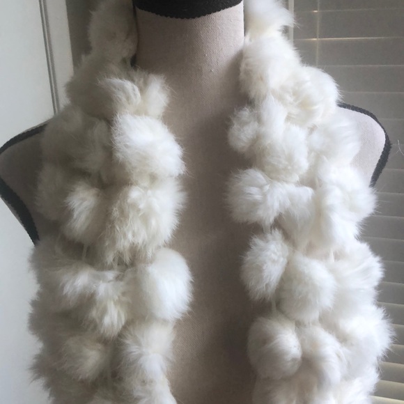 White rabbit hair scarf - Picture 3 of 3